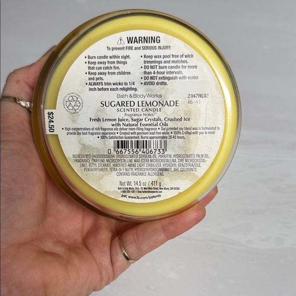 Bath & Body Works Yellow Sugared Lemonade Candle - Picture 2 of 2